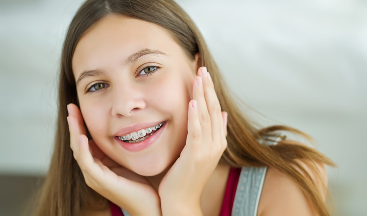 child-with-braces