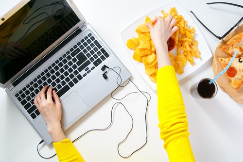fast-food-in-office