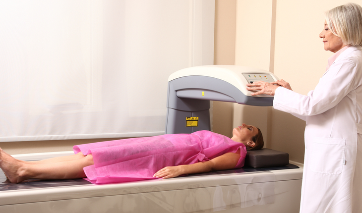 woman-getting-bone-density-test