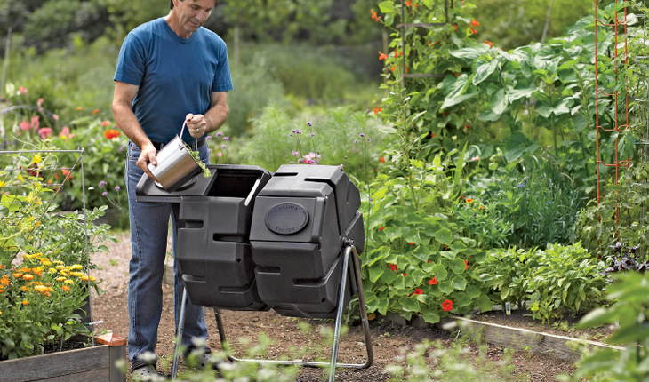 compost tumbler