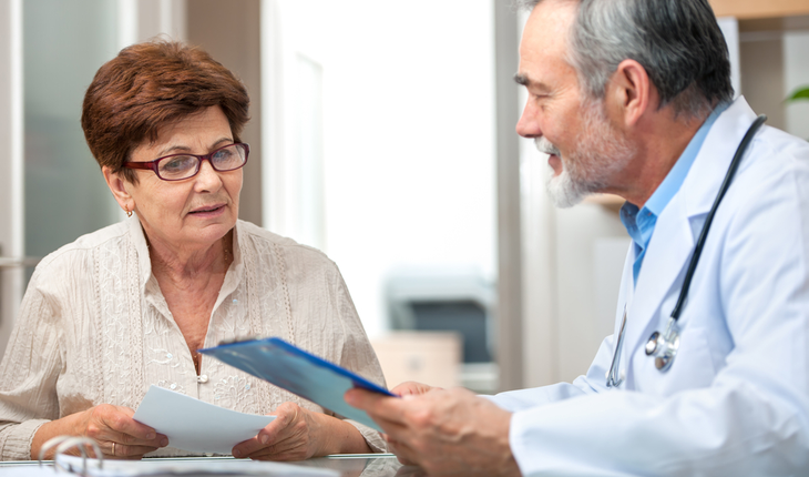 doctor-talking-to-woman