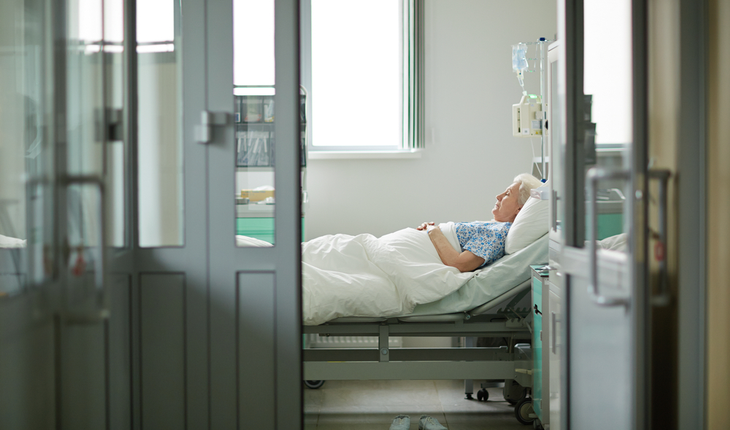 elderly-in-hospital