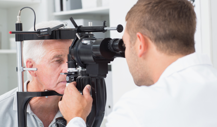 eye exam, man