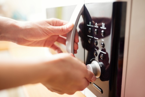 microwave oven