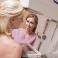 older woman mammogram