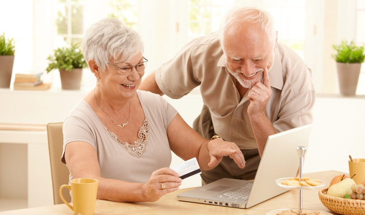 seniors with laptop