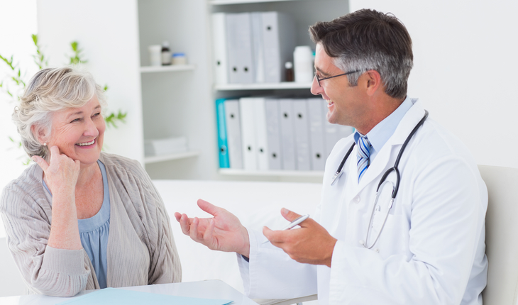 talking-with-doctor
