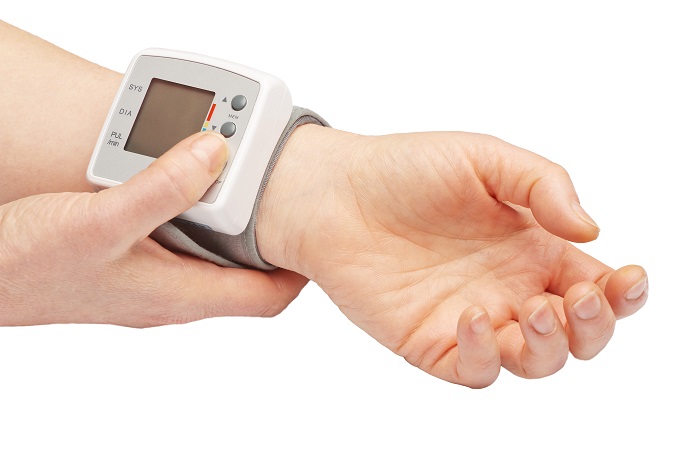 Nonvalidated Home Blood Pressure Devices Dominate the Online