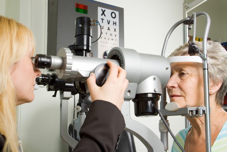 older woman at eyedoctor
