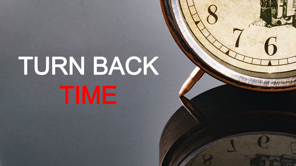 Turn your back on. Turning back the Clock. Time back кто это. Картинка время 59:99. Back in time Clock.